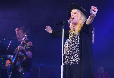 2018. 2. nap - Neoton Familia