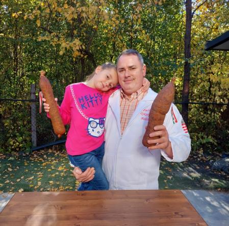 Laurával hozta az első versenykolbászokat