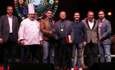 Kolbászkirállyal hangolnak a csabai fesztiválra